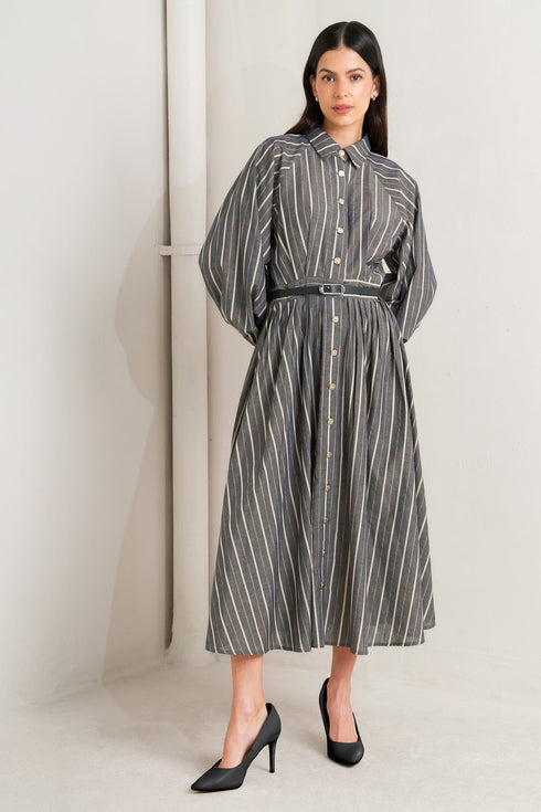 what-i-feel-woven-midi-dress-2-Flying-Tomato-Sophia's Style-6