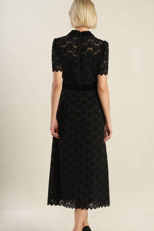 bold-symphony-woven-lace-midi-dress-1-flying-tomato-sophias-style-2
