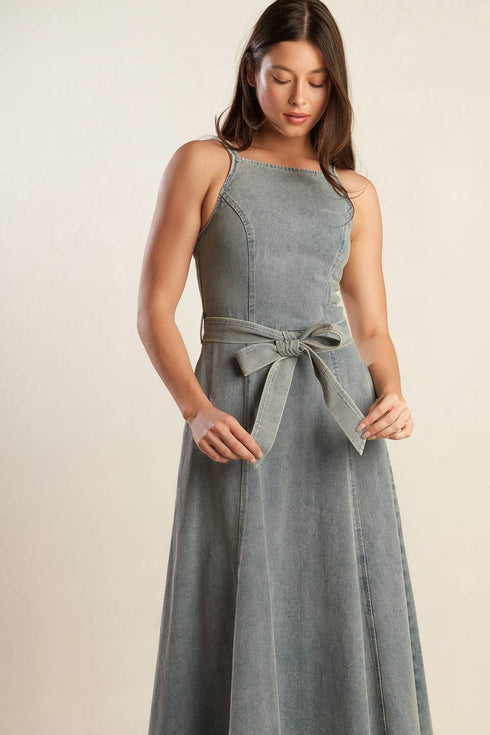 a-day-at-the-vineyard-denim-midi-dress Flying Tomato-Sophia's Style-2