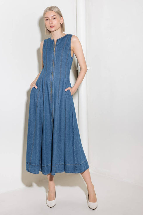 irresistibly-poised-denim-midi-dress-1-flying-tomato-Sophia's Style-7