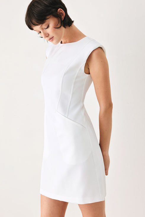 the-modern-icon-woven-shift-dress-sophias-style-18