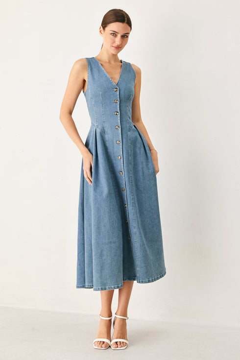 sweetheart-v-neck-denim-midi-dress-flying-tomato-sophias-style-6