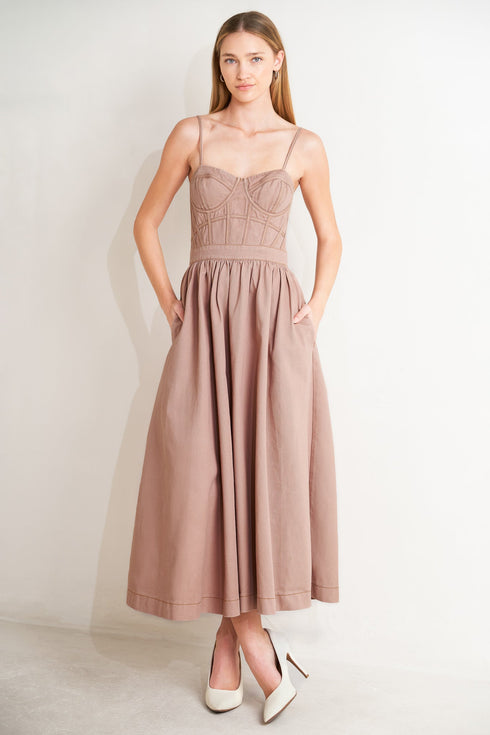 understated-glam-woven-twill-midi-dress-sophias-style-6
