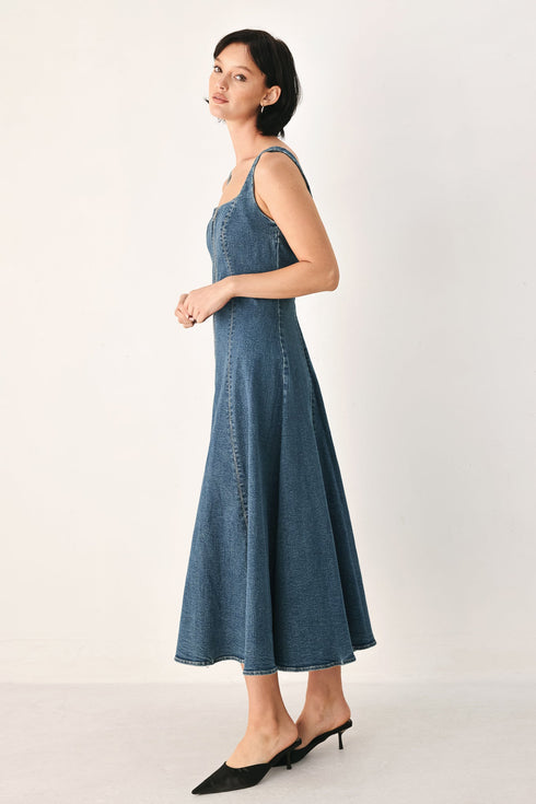 blue-horizon-zip-front-denim-midi-dress-flying-tomato-sophias-style-4