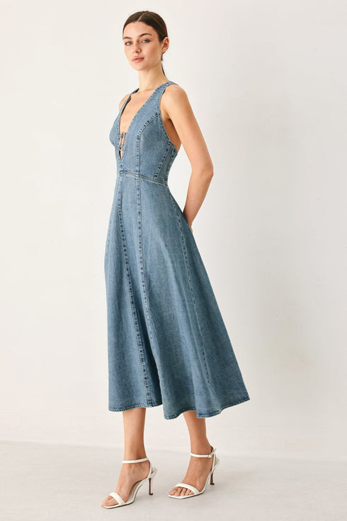 sunday-muse-denim-midi-dress-flying-tomato-sophias-style-6