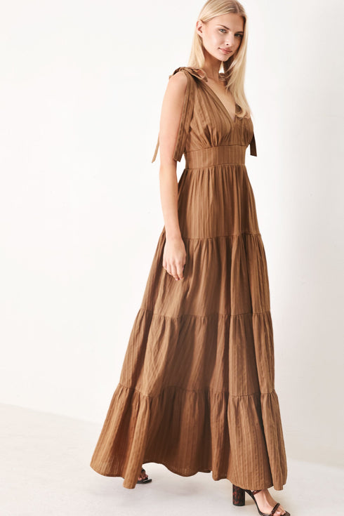 calm-beauty-woven-maxi-dress-sophias-style-6