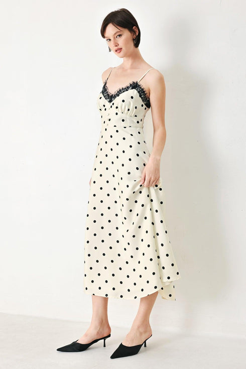 dotty-sweetheart-woven-midi-dress-flying-tomato-sophias-style-5