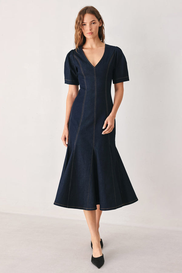 after-dark-denim-midi-dress-flying-tomato-sophias-styleDRESSES-1