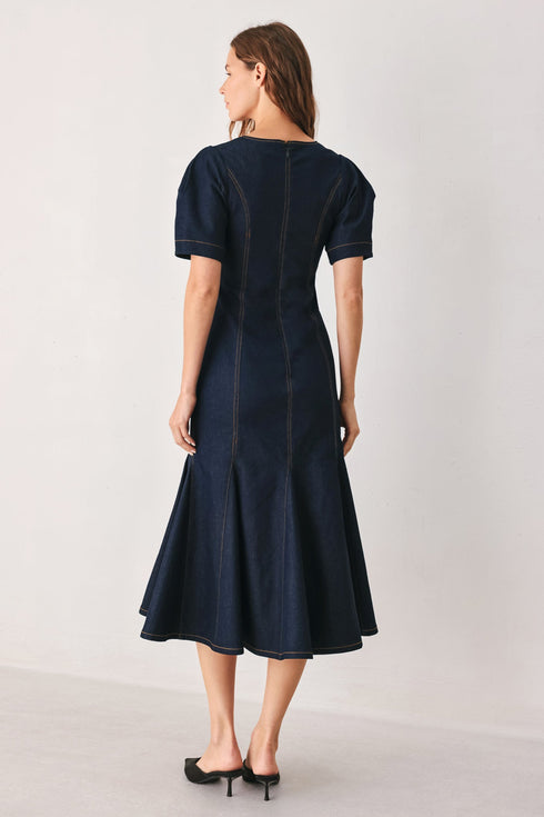 after-dark-denim-midi-dress-flying-tomato-sophias-style-6