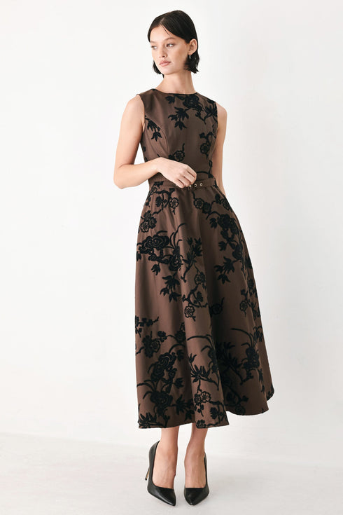 truffle-botanic-grace-woven-midi-dress-flying-tomato-sophias-style-5