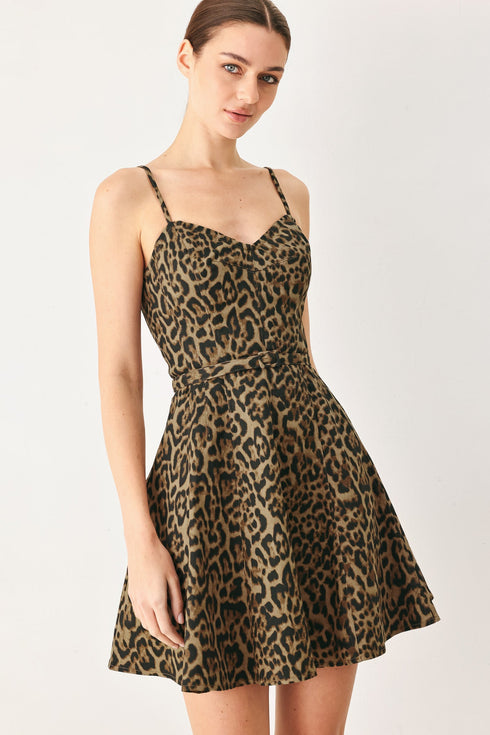 leopard-sweetheart-woven-mini-dress-flying-tomato-sophias-style-4