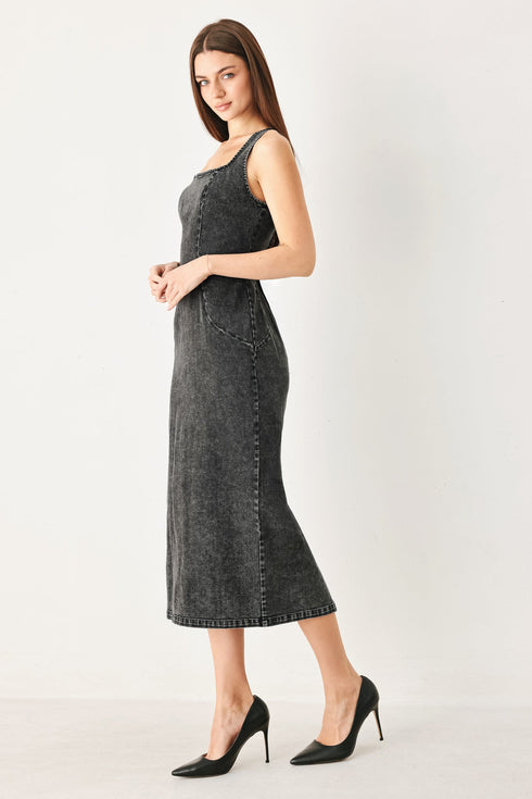 urban-chic-denim-midi-dress-flying-tomato-sophias-style-5