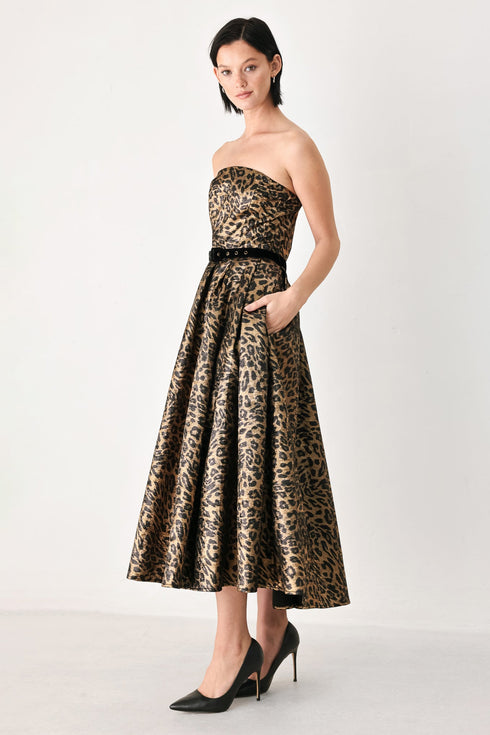 wildly-golden-leopard-strapless-midi-dress-flying-tomato-sophias-style-4