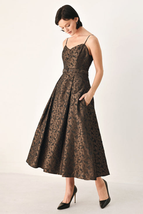 golden-hour-romance-jacquard-midi-dress-flying-tomato-sophias-style-5