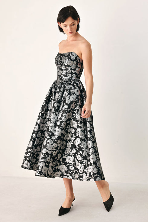 midnight-sparkle-sweetheart-midi-dress-flying-tomato-sophias-style-5