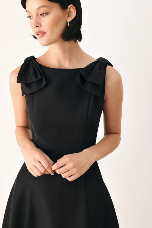 tied-to-tonight-bow-shoulder-midi-dress-flying-tomato-sophias-style-2