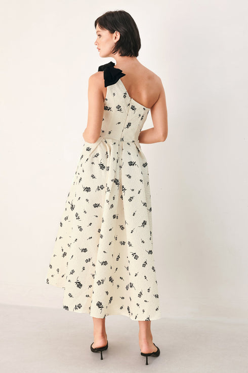 perfectly-poised-one-shoulder-bow-midi-dress-flying-tomato-sophias-style-7