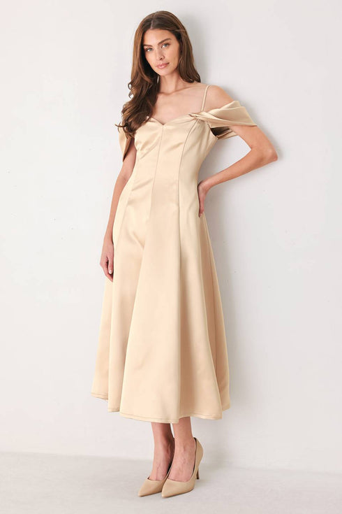 champagne-romance-champagne-pink-off-shoulder-midi-dress-flying-tomato-sophias-style-5