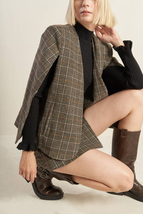 eternal-devotion-woolen-capelet Flying Tomato-Sophia's Style-4