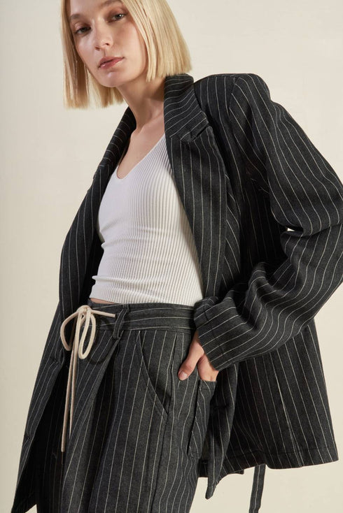 daily-affection-denim-jacket Flying Tomato-Sophia's Style-4