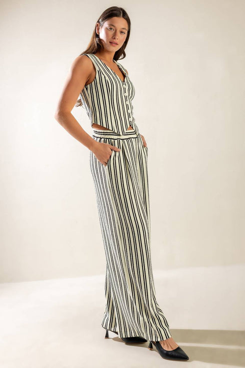 in-the-quiet-shade-woven-vest Flying Tomato-Sophia's Style-6