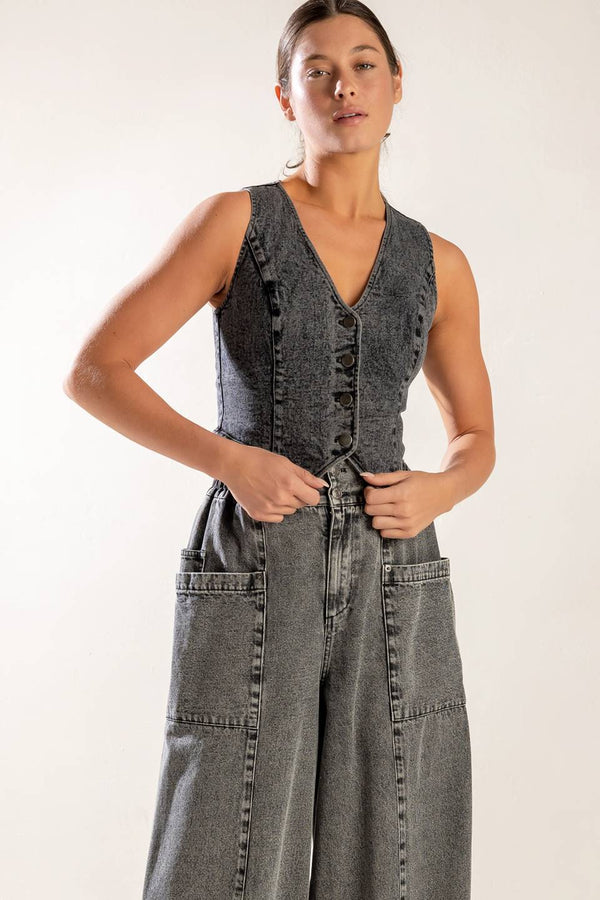 exploring-the-city-denim-vest Flying Tomato-Sophia's StyleVEST-1