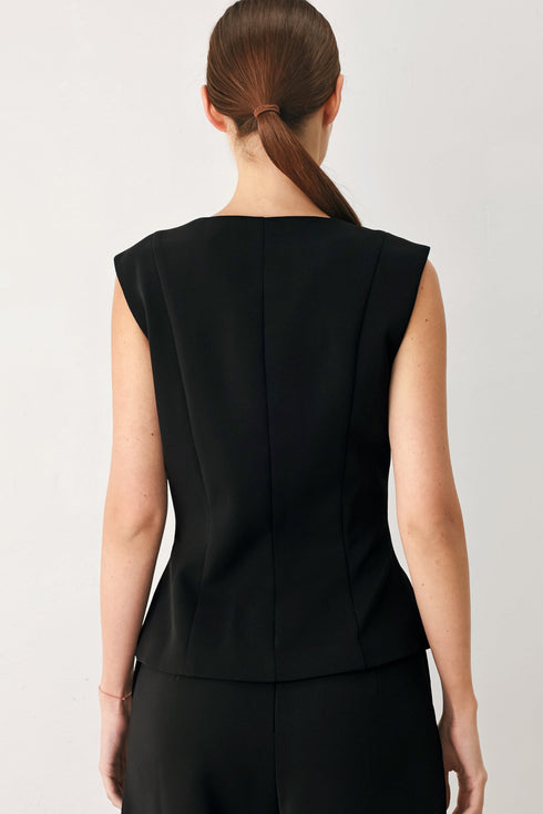 modern-edge-woven-vest-flying-tomato-sophias-style-5