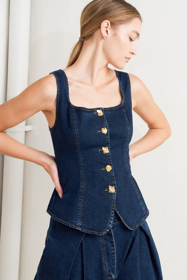 quiet-luxe-denim-top-flying-tomato-Sophia's StyleVEST-1