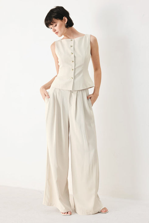modern-minimal-woven-vest-sophias-style-5