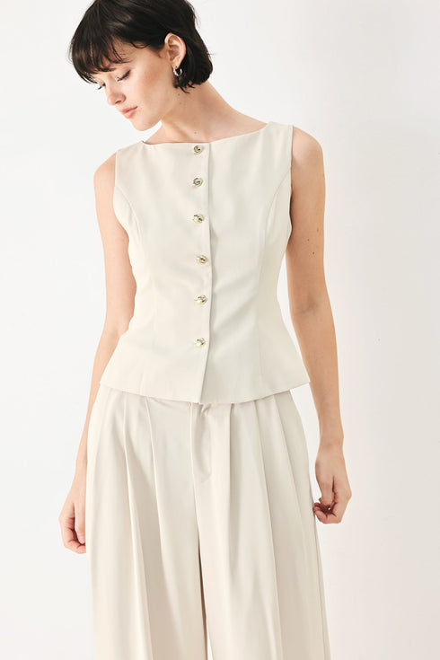 modern-minimal-woven-vest-sophias-style-6
