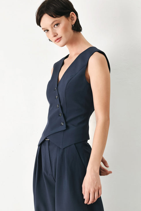 power-play-woven-vest-flying-tomato-sophias-style-4