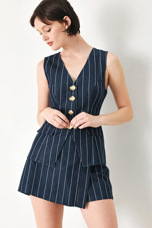 boss-babe-strip-woven-vest-flying-tomato-sophias-style-5