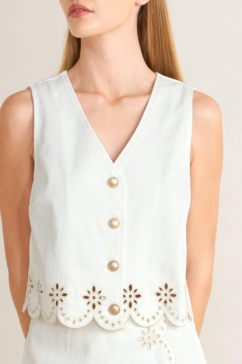 seafoam-scallop-woven-vest-flying-tomato-sophias-style-5