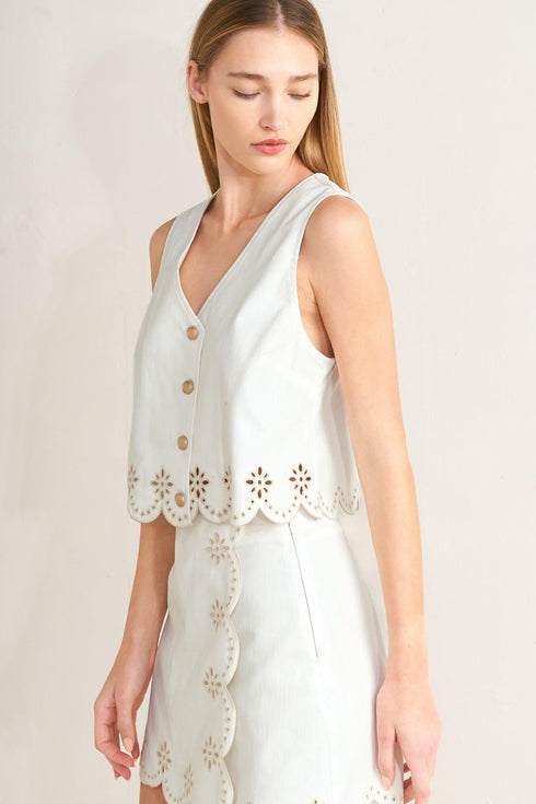seafoam-scallop-woven-vest-flying-tomato-sophias-style-6