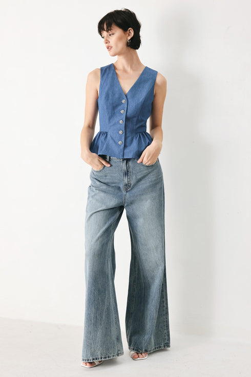 casual-romance-woven-vest-sophias-style-2