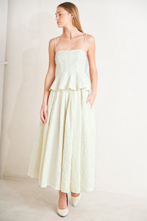 grand-entrance-woven-full-skirt-sophias-style-4