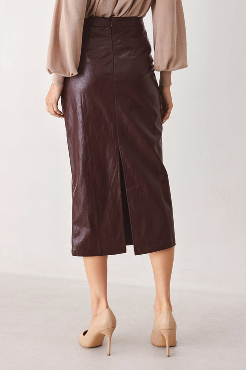 port-wine-high-rise-faux-leather-skirt-sophias-style-12