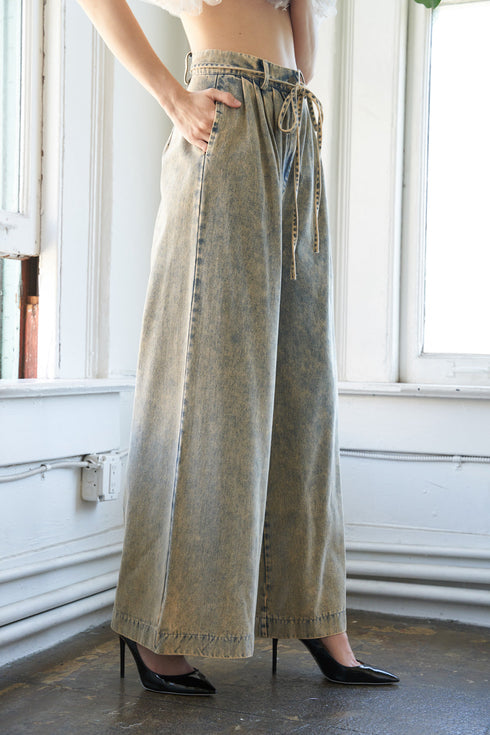 passing-though-denim-pants Flying Tomato-Sophia's Style-4