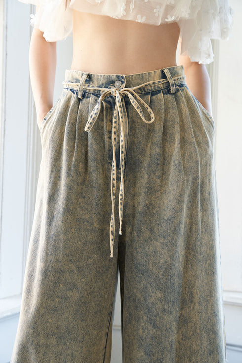 passing-though-denim-pants Flying Tomato-Sophia's Style-5