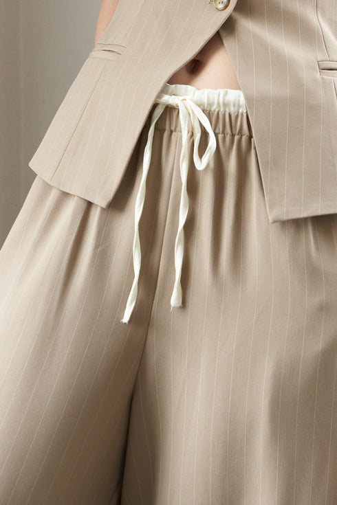 day-in-the-life-woven-pants Flying Tomato-Sophia's Style-3