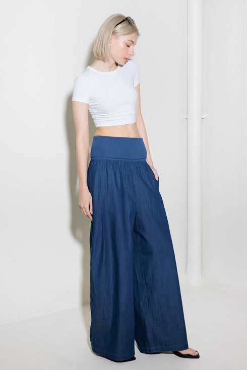 walk-easy-in-indigo-denim-pants Flying Tomato-Sophia's Style-4