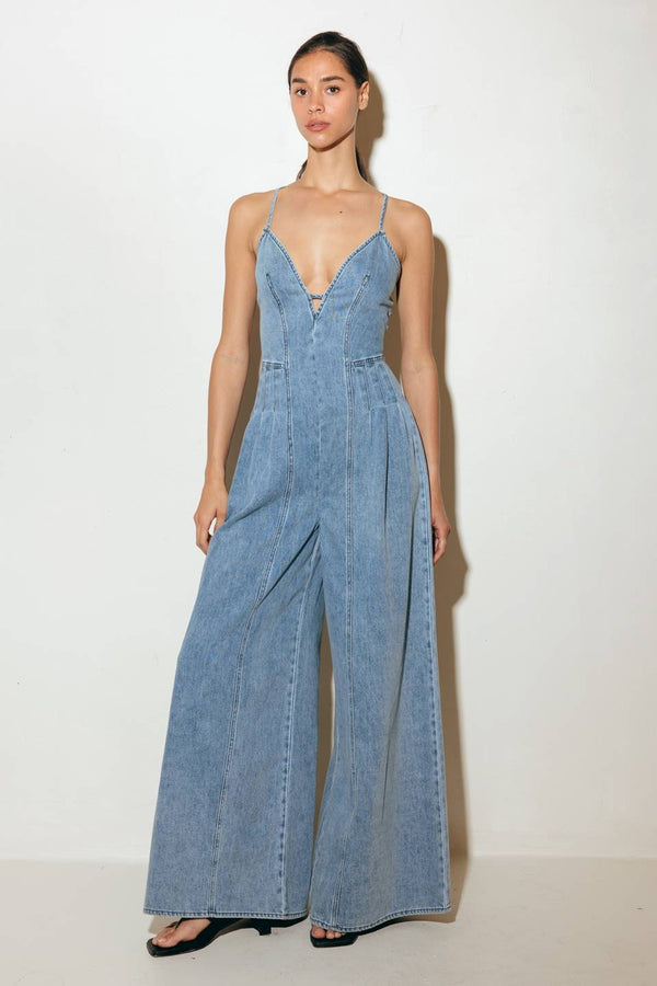 eased-line-light-denim-jumpsuit-1-sophias-styleJUMPSUIT-1