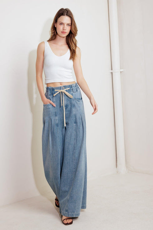 calm-collected-blue-denim-pants-1-sophias-style-8
