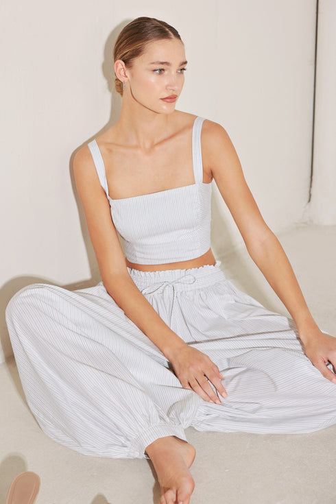 pacific-ease-woven-ballon-pants-sophias-style-3