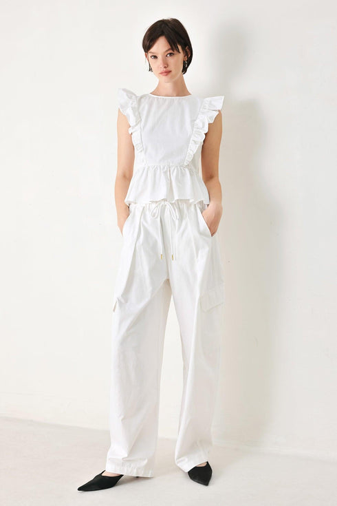 crisp-essential-woven-ballon-pants-flying-tomato-sophias-style-6