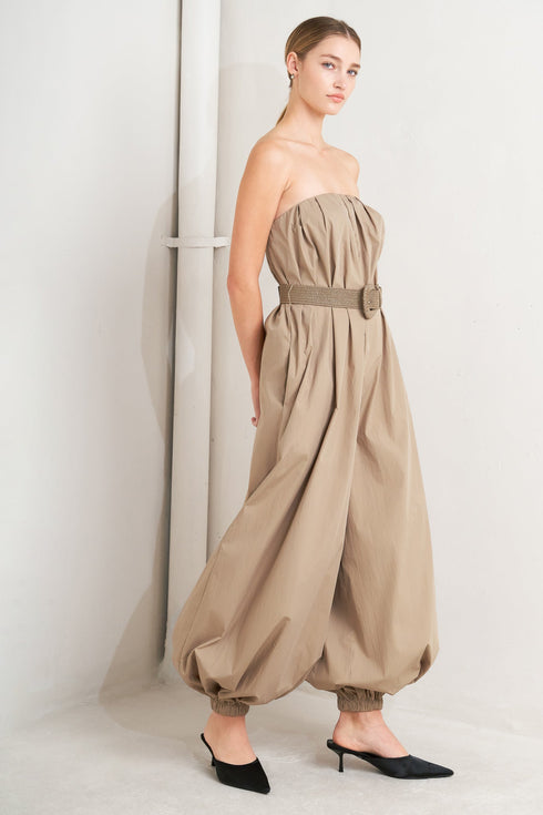 quiet-sensuality-woven-jumpsuit-flying-tomato-Sophia's Style-7