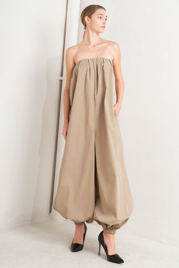 quiet-sensuality-woven-jumpsuit-flying-tomato-Sophia's StyleJUMPSUIT-1