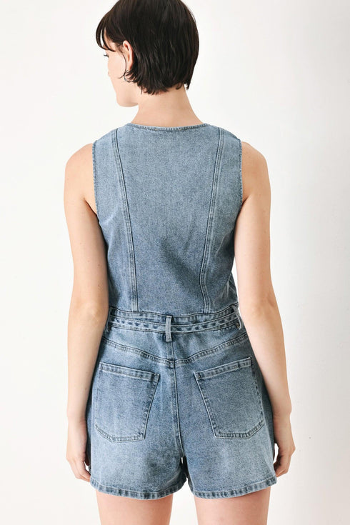relaxed-chic-denim-romper-flying-tomato-sophias-style-2