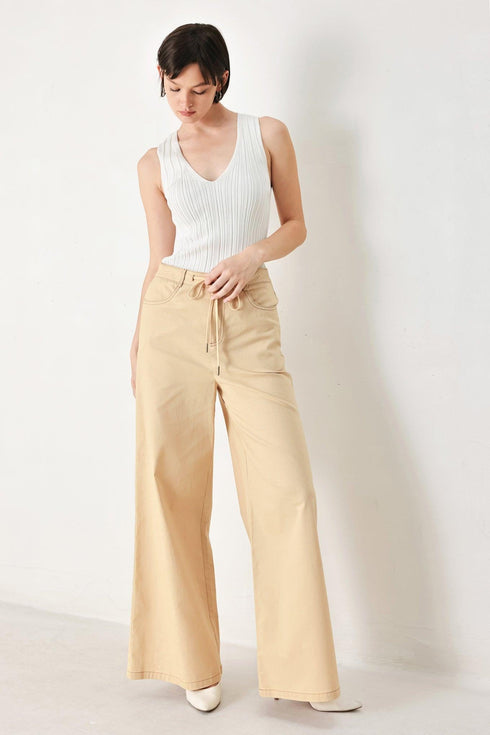 modern-sand-woven-pants-flying-tomato-sophias-style-3