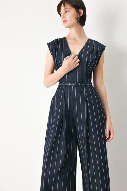 soft-line-romance-woven-jumpsuit-flying-tomato-sophias-style-6
